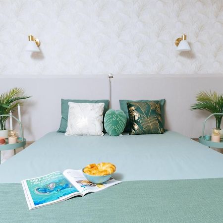 Amazing Renovated Pool View Apt, Aircon, 2 Min To Fanabe Beach أذيخي المظهر الخارجي الصورة