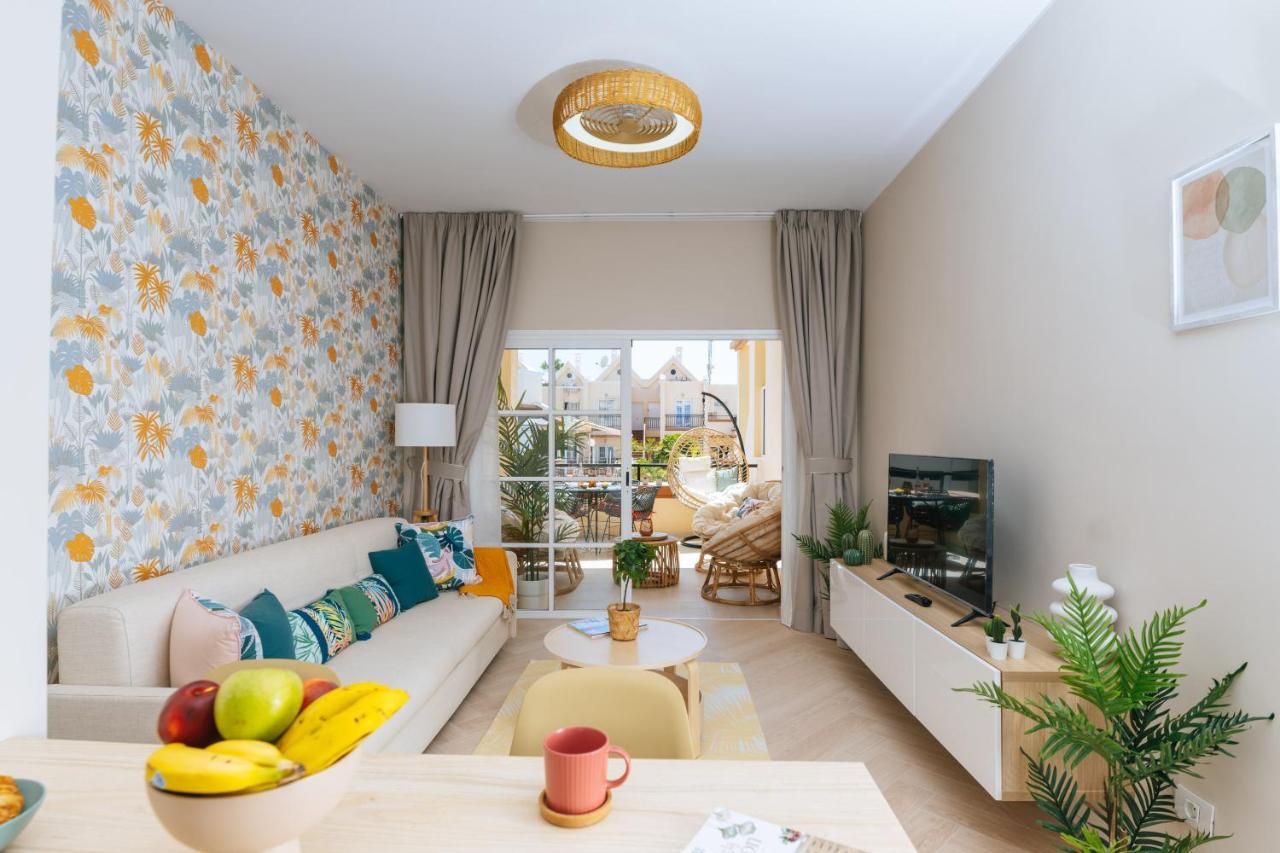 Amazing Renovated Pool View Apt, Aircon, 2 Min To Fanabe Beach أذيخي المظهر الخارجي الصورة